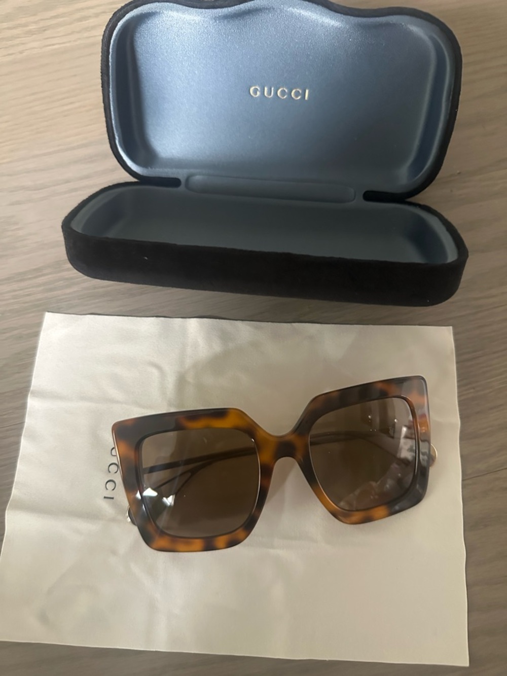 Gucci Tortoiseshell Square Sunglasses with Brown Lenses
